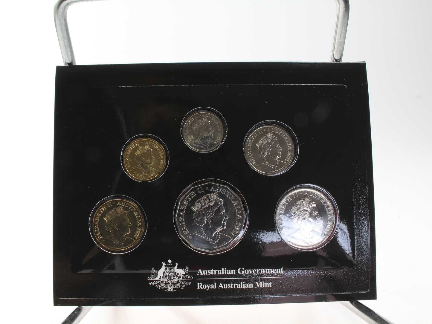 2021 Australia Mint Coin Set Includes Coloured $2 Coin