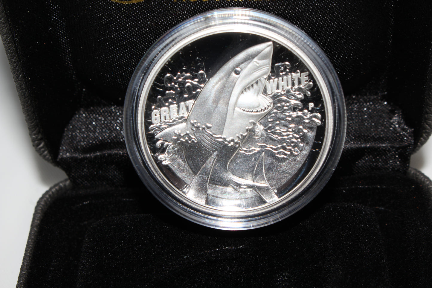 2015 1oz SILVER Australian GREAT WHITE SHARK 1oz one Dollar $1 COIN