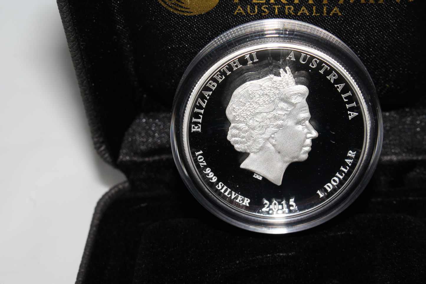 2015 1oz SILVER Australian GREAT WHITE SHARK 1oz one Dollar $1 COIN