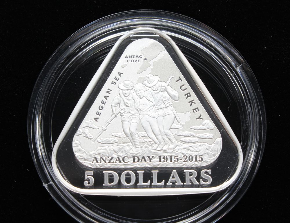 Australia 2015 ANZAC Centenary Proof Silver Triangular $5 Coin