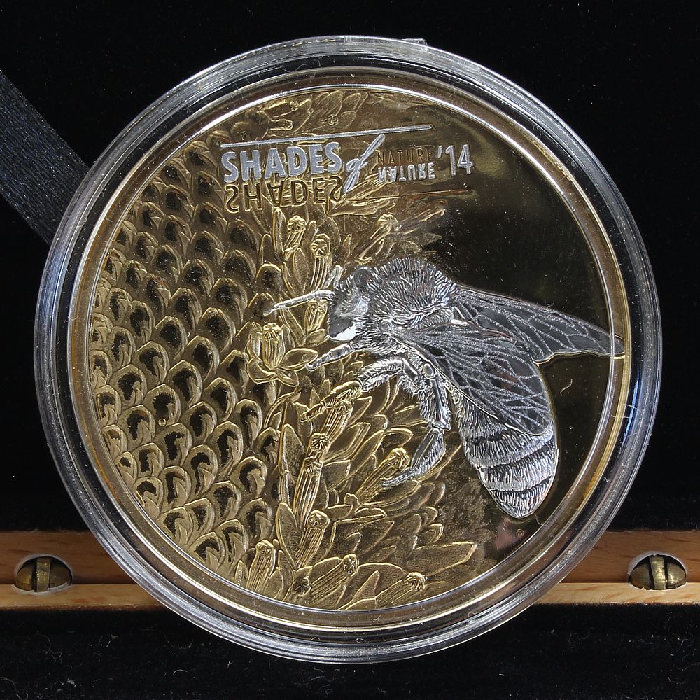 Cook Islands 2014 Silver .925 Shades of Nature Bee $5 Proof Coin