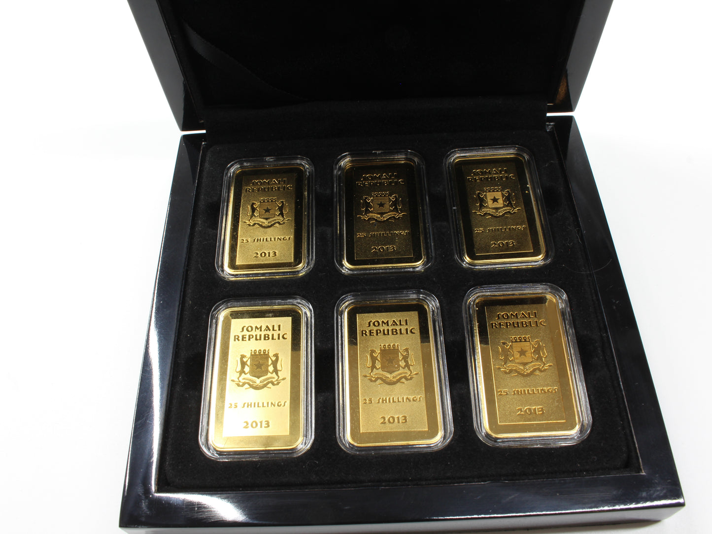 2013 Somali Mystical Creatures 25 Shillings Coloured Gold plated 6 Bar Set